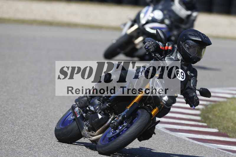 /01 02.04.2026 MAZ ADR/Gruppe gelb Gruppe gruen/69